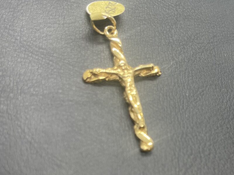 9ct Patterned Cruxifix Pendant