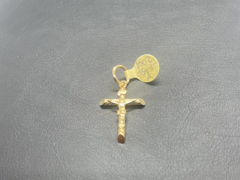 9ct Cruxifix Pendant